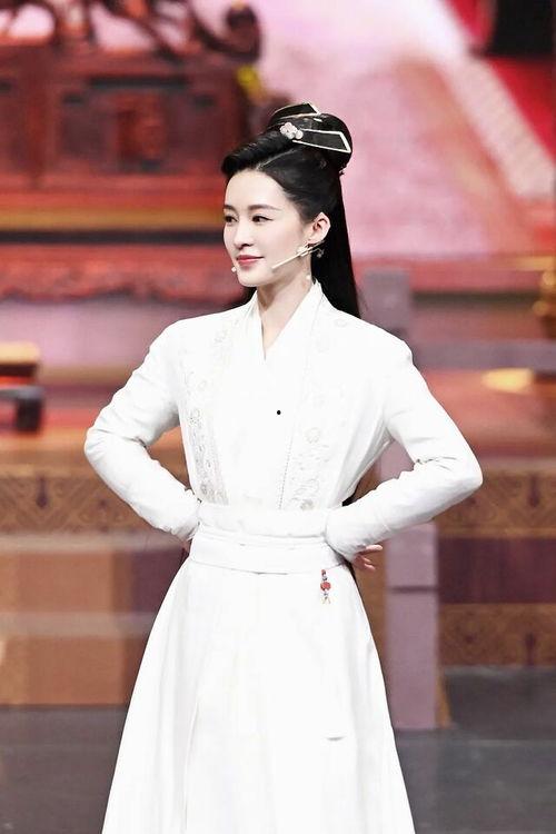 李沁和贾玲最新爆料,娱乐圈幕后故事大公开